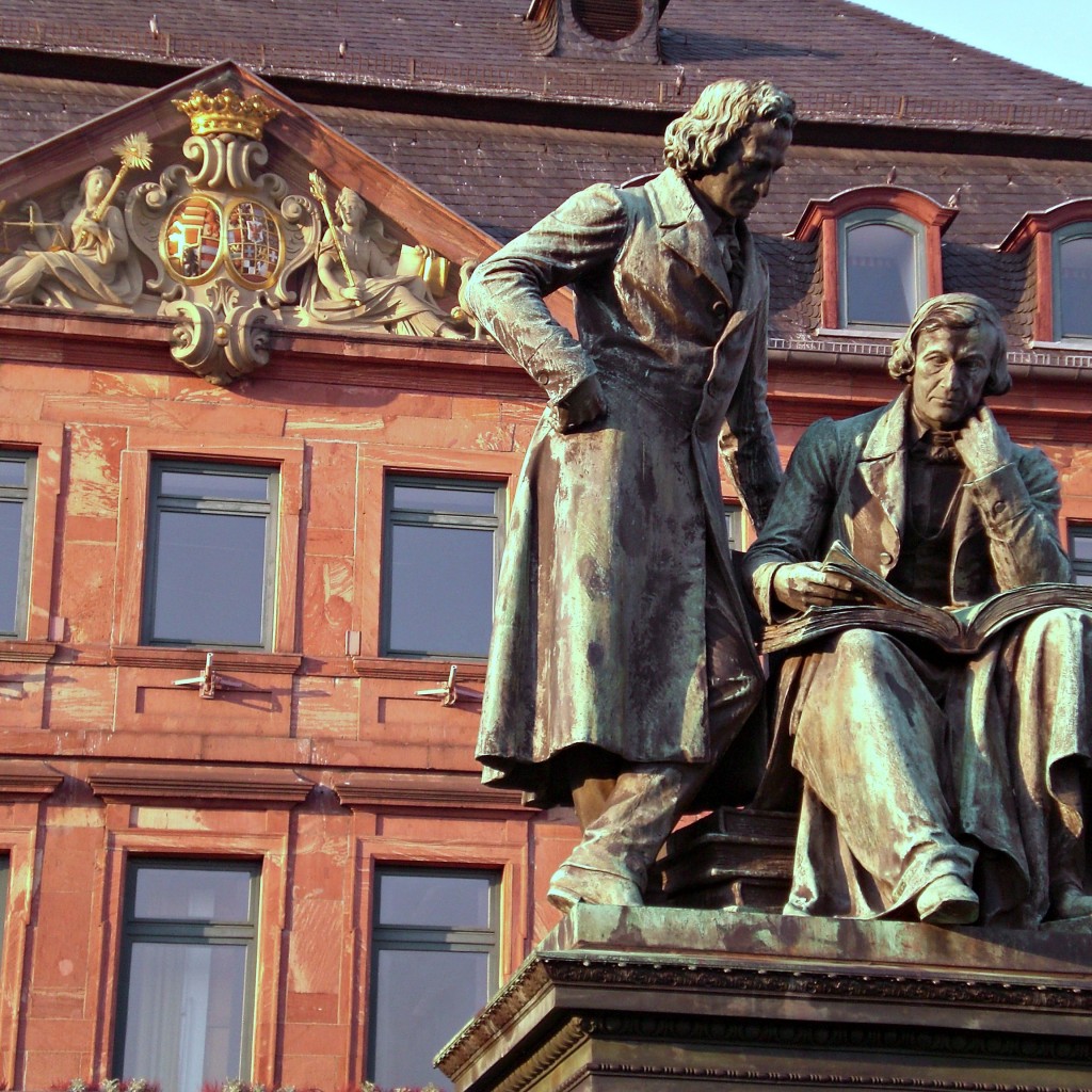 Hanau_Denkmal_Gebrueder_Grimm