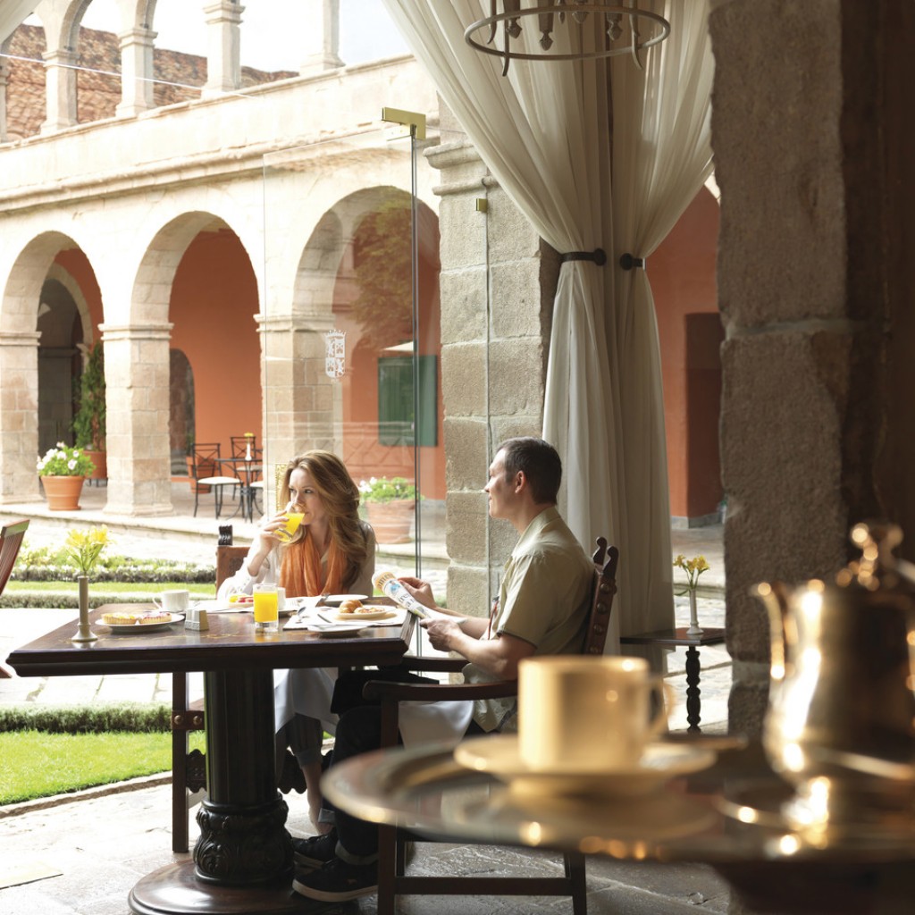 ocus_1366x955_dining_illariy_restaurant12