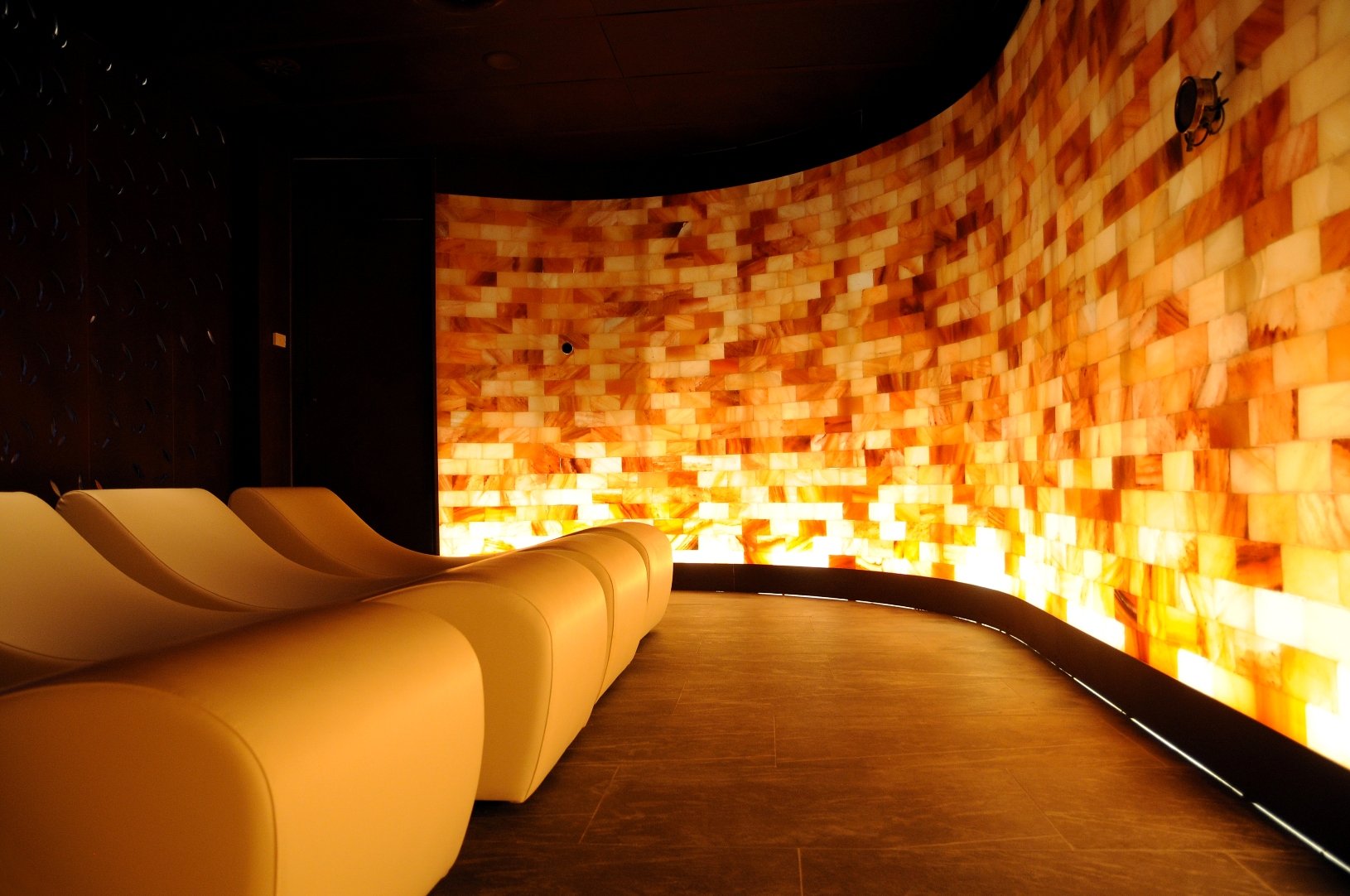 CastaDiva Resort & Spa_Stanza del sale_July 2013