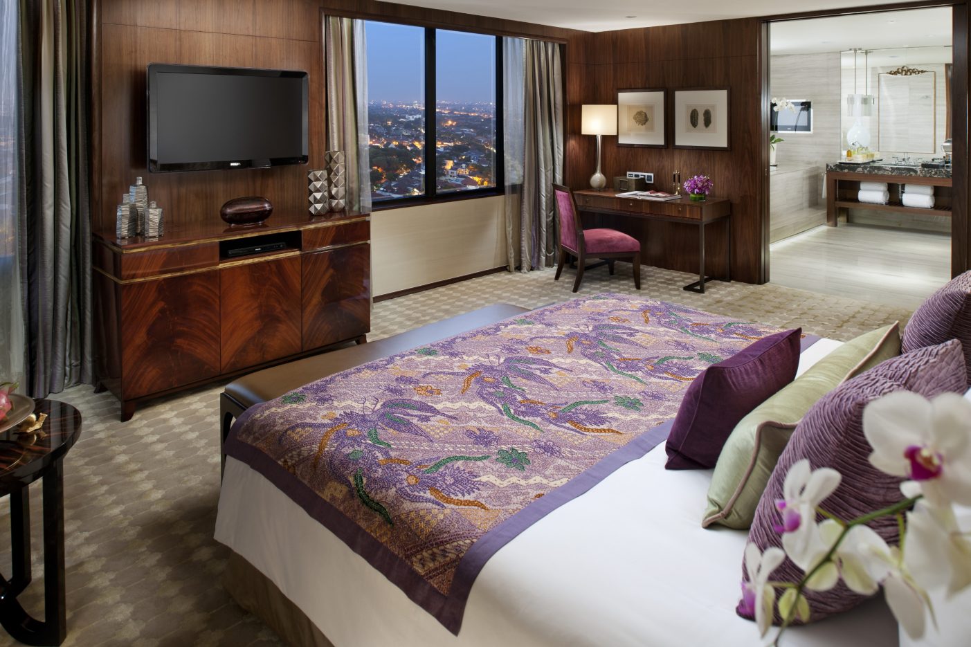 jakarta-suite-mandarin-suite-05