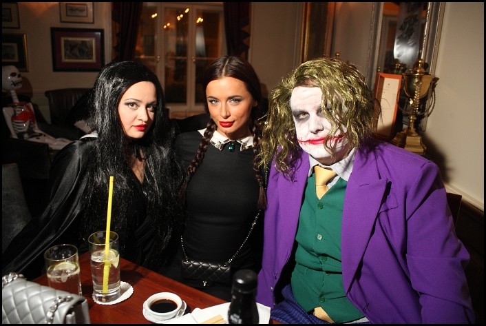 2d11d219e5fa2c4fa728bdea45707e41