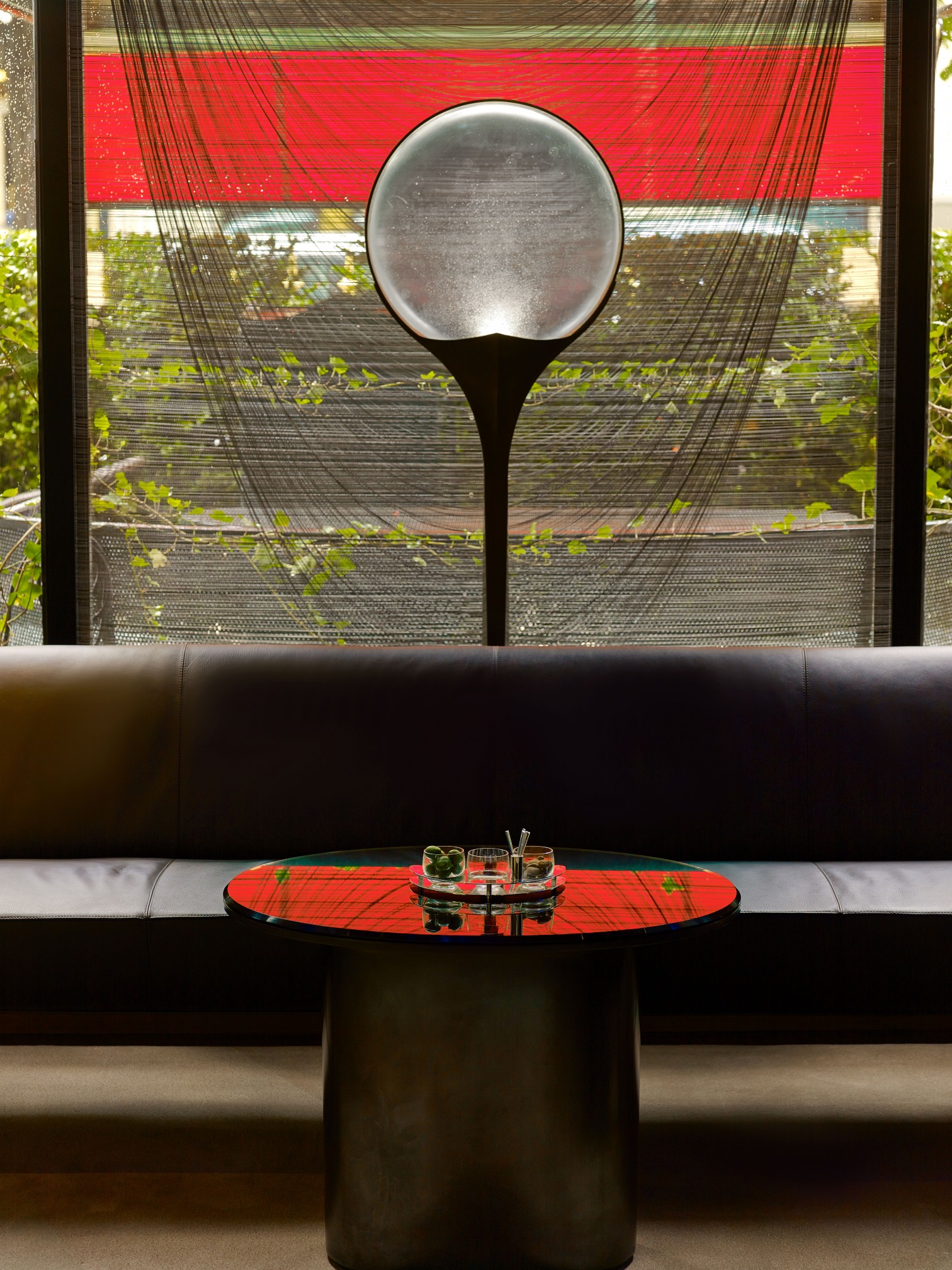Hotel Plaza Athenee - Bar - LR - (c) Eric Laignel 10