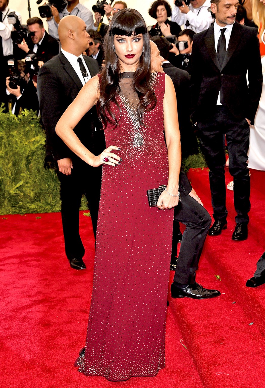 Adriana-Lima-Met-Gala2
