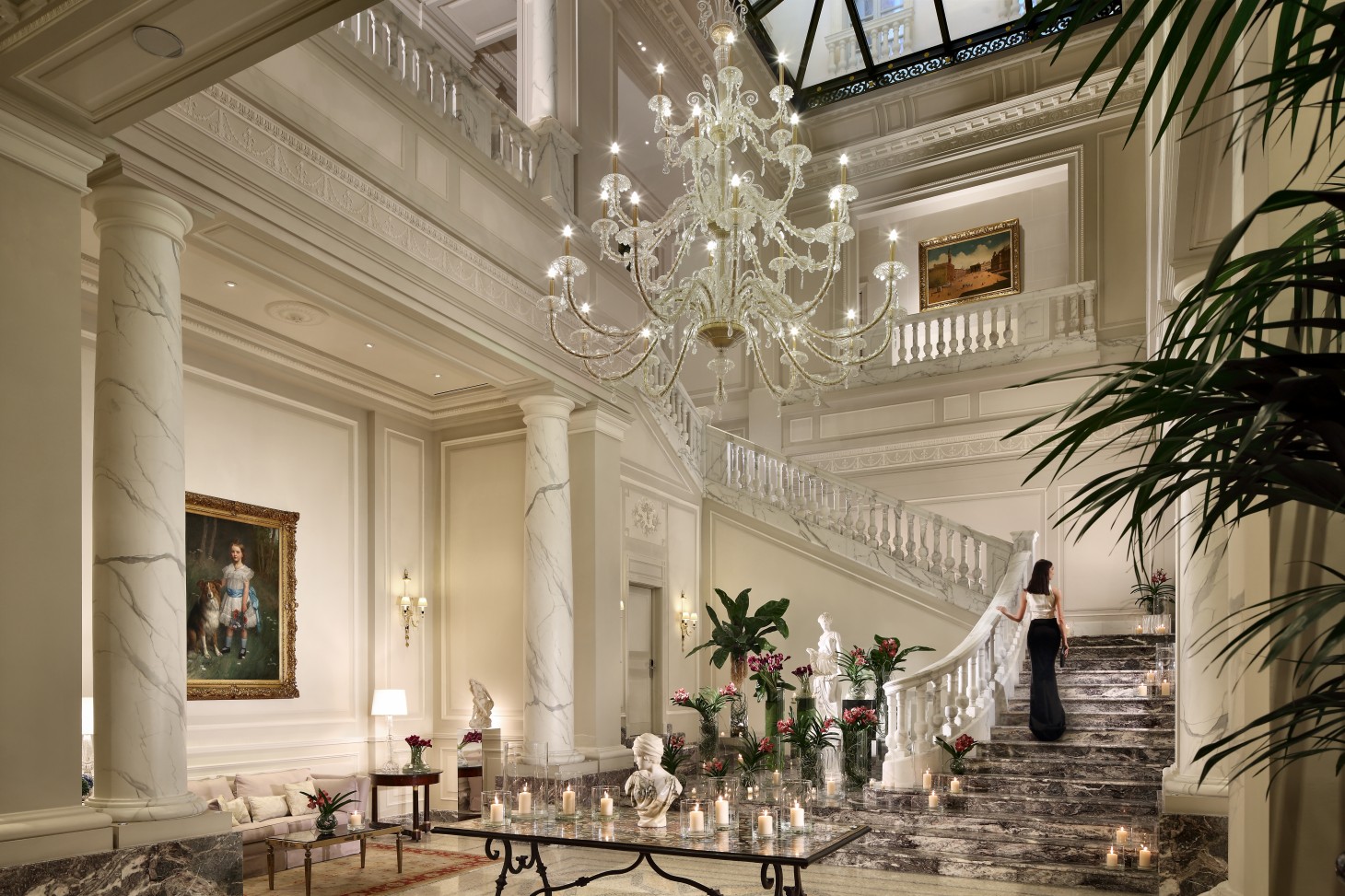 Palazzo Parigi Hotel, Lobby modella