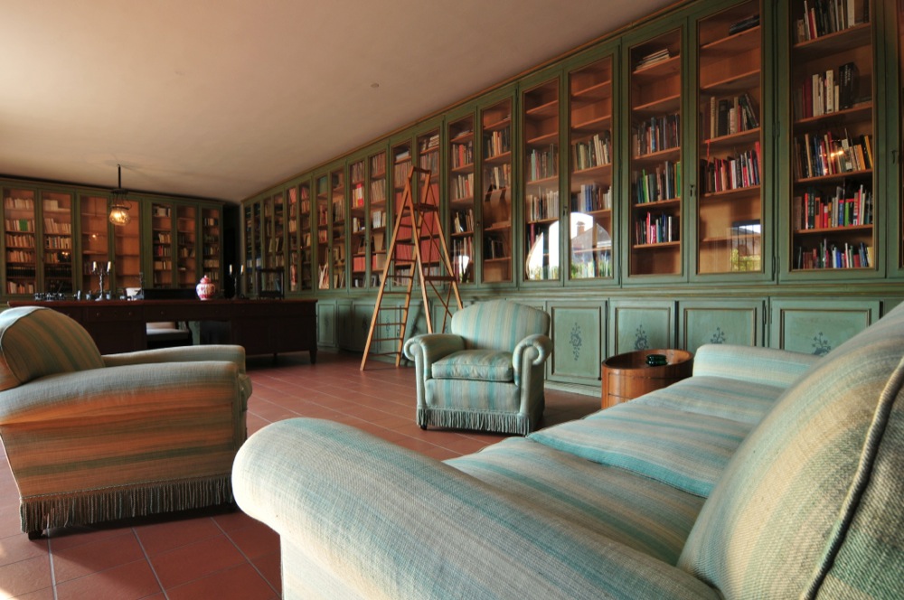 14-Venetian Villas - Courtesy Lionard (Ref. 0403)