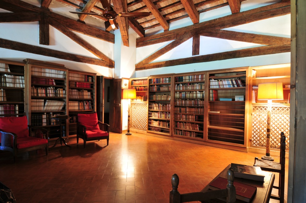 9-Venetian Villas - Courtesy Lionard (Ref. 0403)