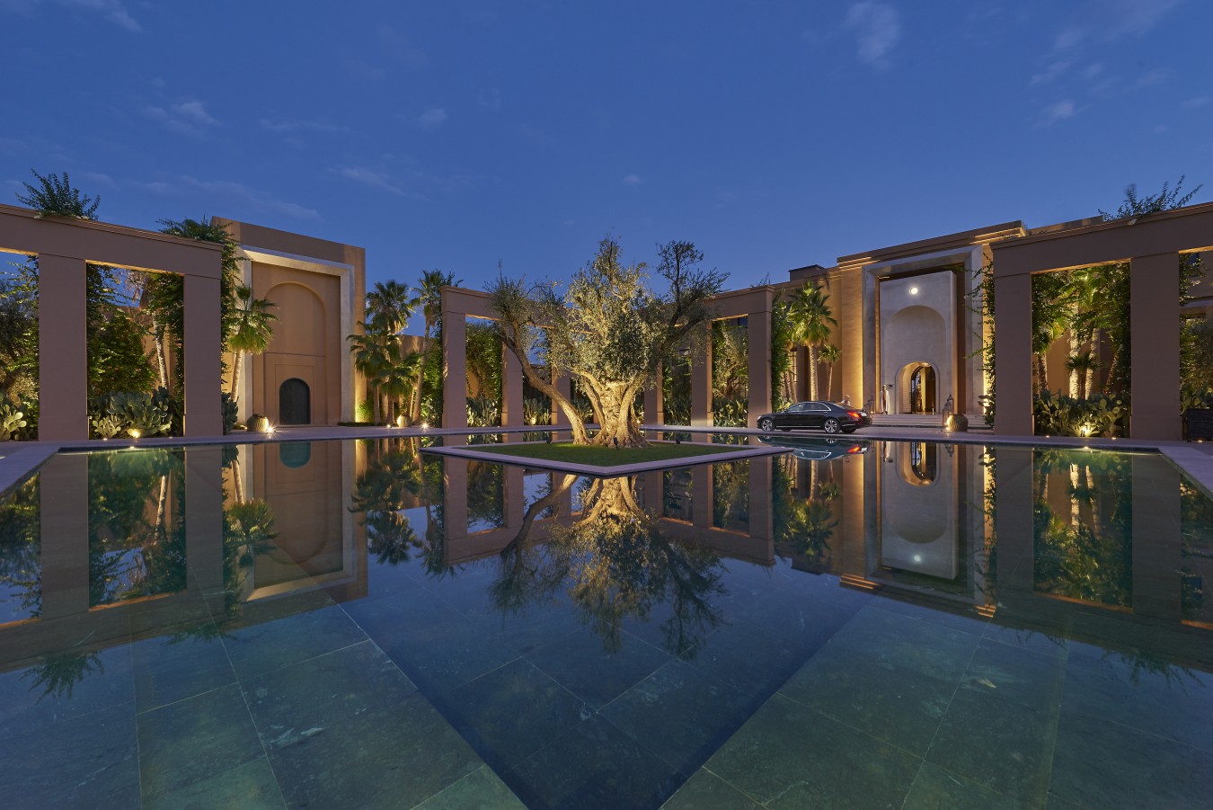 marrakech-hotel-exterior-entry