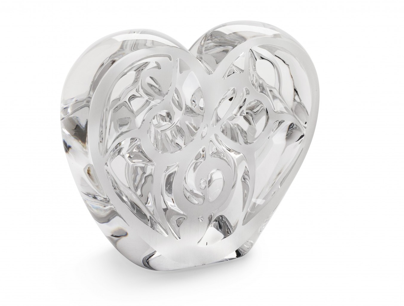 Sculpture-coeur-incolore-HD-copyright-Lalique-Sa