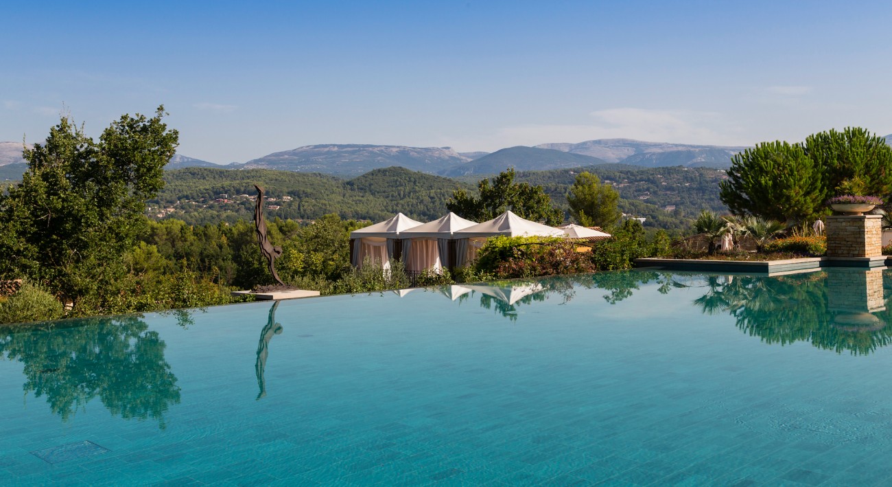 Outdoor Pool (6)