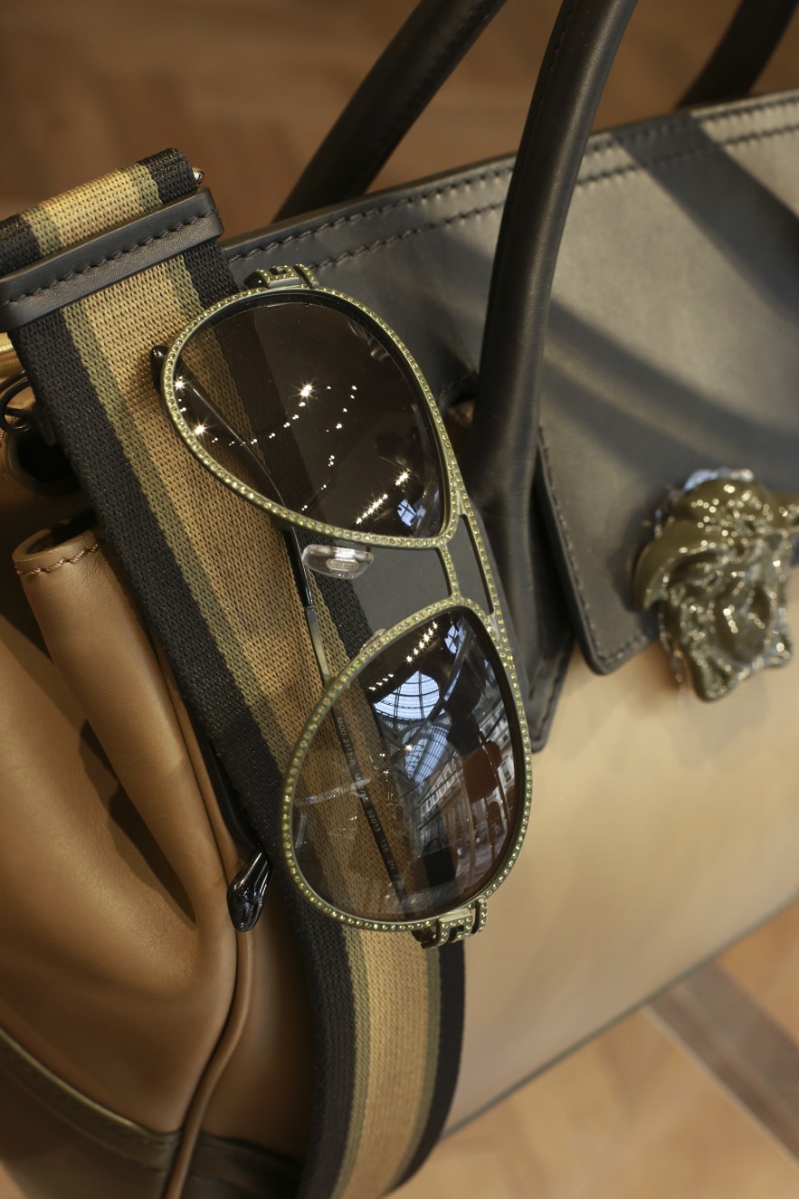 VERSACE EYEWEAR_The #Versaceselfie_Contest_@VersaceBoutiques