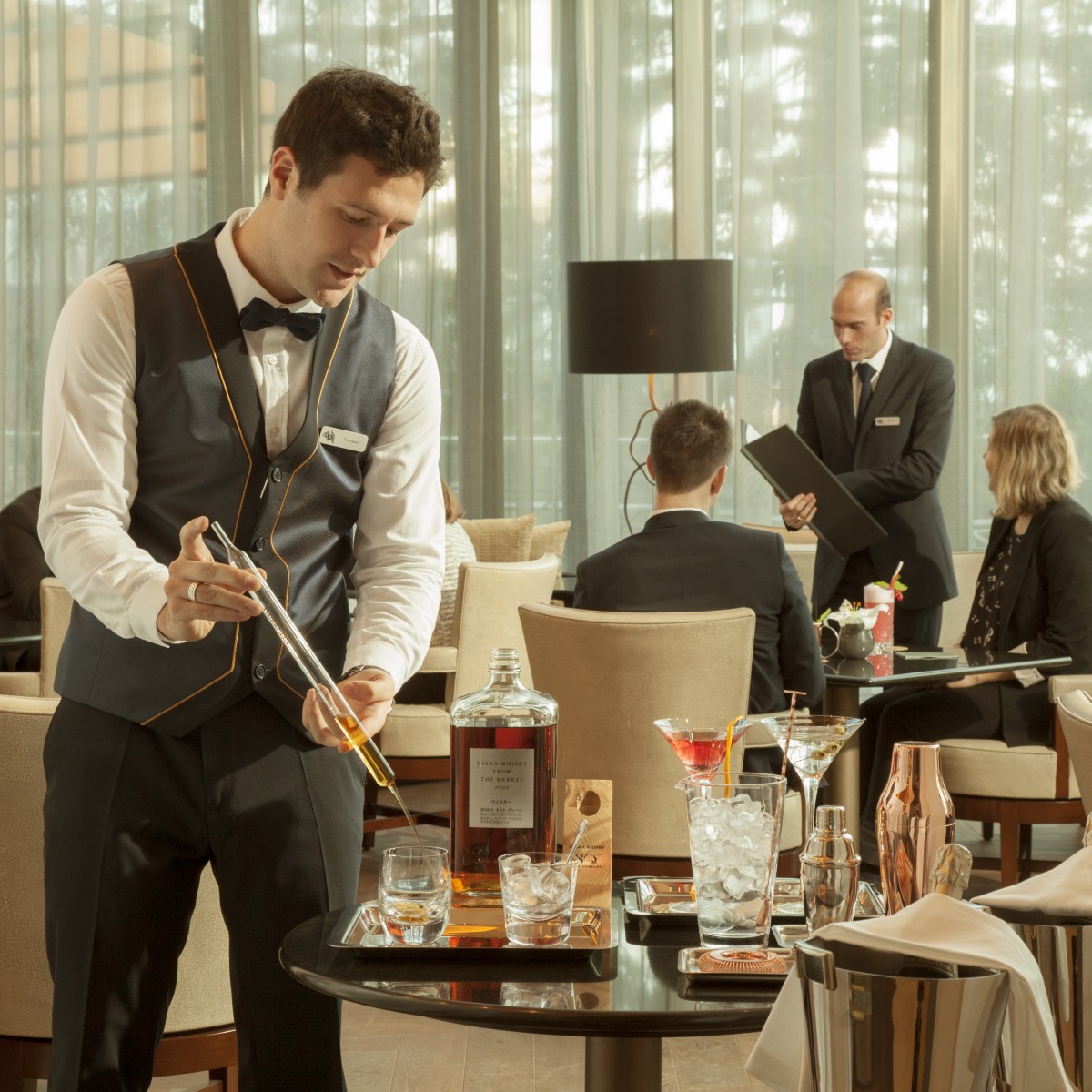 LivingBar2