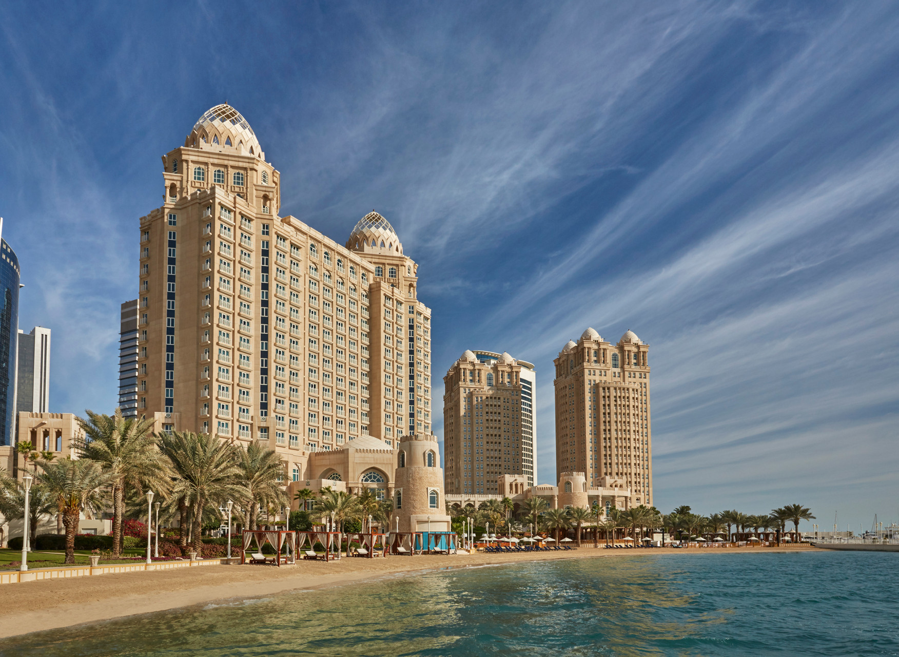 Туры в катар. Доха Катар. Four Seasons Катар пляж. Отель в Дохе Катар. Отель four Seasons Hotel Doha.