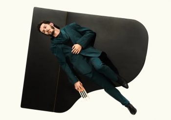 Пианист Роберт Флайц выступит в Zuzeum с концертом, приуроченным к выставке «Коллекции»