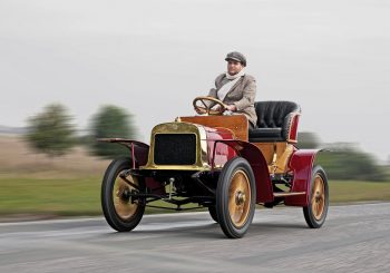 115 лет автомобилестроения в Млада-Болеславе: в декабре 1905 года компания Laurin & Klement представила свою первую модель Voiturette A