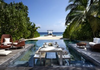 Новогоднее волшебство в Huvafen Fushi