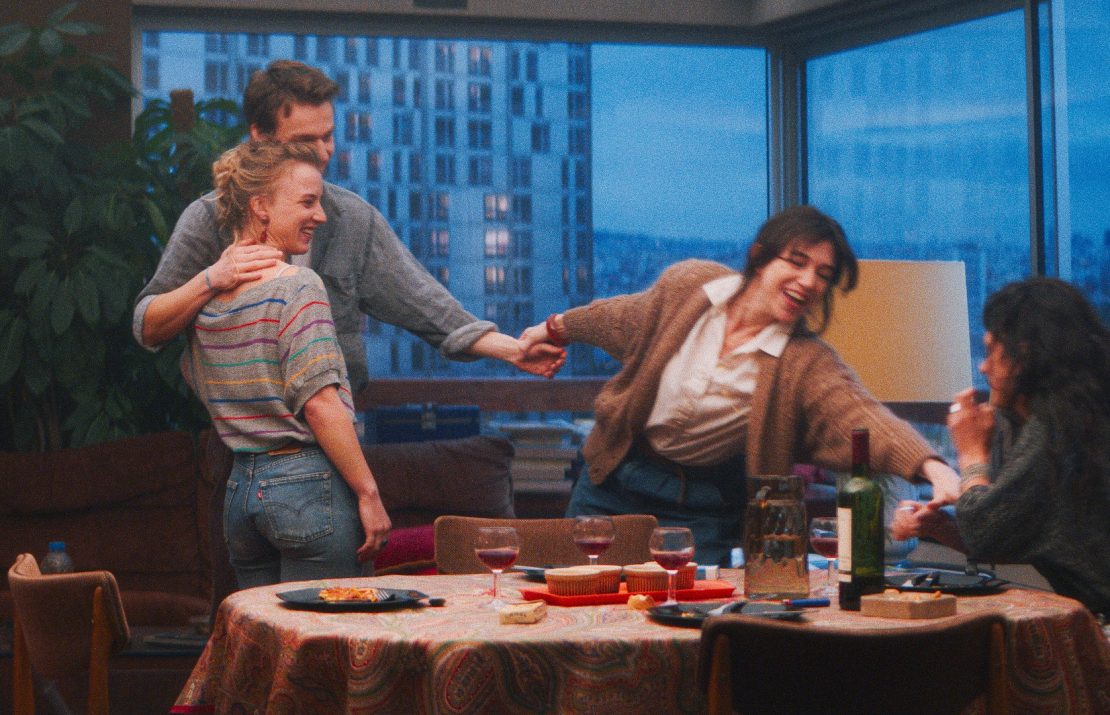 В Риге покажут фильм «Ночные пассажиры» с Шарлоттой Генсбур в главной роли