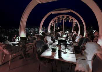 Подогреваемая терраса с надувным bubble-куполом и с видом на Цюрих