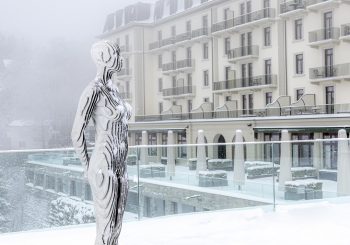 В Burgenstock Resort уже наступило Рождество: пряничный домик, катание на санях по зимнему лесу, новогодняя вечеринка в стиле 1920-х и не только