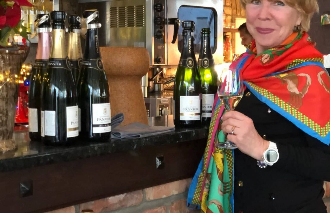 Урок с бокалом в руках