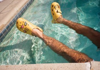 Crocs и Джастин Бибер представляют долгожданную коллаборацию