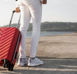 Больше денег, меньше гостей: что показывают цифры отрасли гостеприимства Латвии