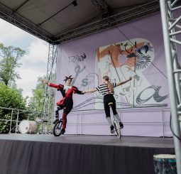 В Риге стартует цирковой фестиваль Re Rīga! 2026