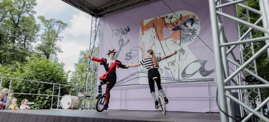 В Риге стартует цирковой фестиваль Re Rīga! 2026