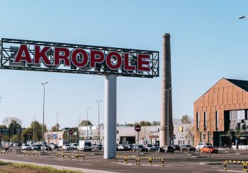 В Akropole постепенно возобновит работу ряд популярных магазинов одежды и обуви