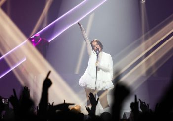 В Риге выступит французская певица Alizée
