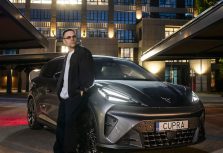 В Латвии официально дебютировал новый CUPRA Raval