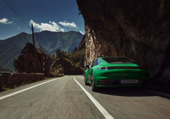 Новый облегченный спортивный автомобиль: “Porsche 911 Carrera T”