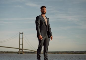 В Юрмале выступит британский певец Калум Скотт