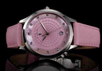 Швейцарские часы L’Duchen в кукольно-розовом цвете