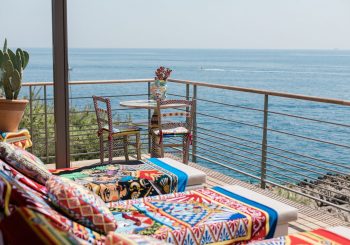 Легендарный Club Dauphin отеля Grand-Hôtel du Cap-Ferrat, A Four Seasons Hotel представляет пляжную зону от Dolce&Gabbana