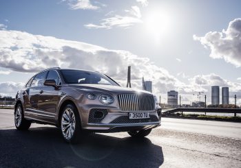 Bentley Riga отметил свой день рождения презентацией нового внедорожника