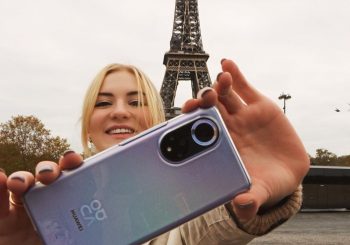 Какой смартфон выбирает Эвелина Паркере?