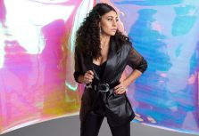 Музыка на стыке джаза и этники: в Латвии впервые выступит уникальная певица Элиф Санчес