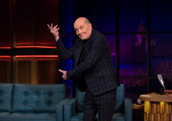 Замена артиста: на концерте 9 июля в зале Dzintari вместо Николая Фоменко на сцену выйдет блистательный актер Александр Филиппенко