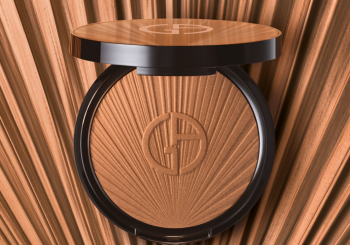 Лето в футляре: бронзирующая пудра Luminous Silk Sunlit