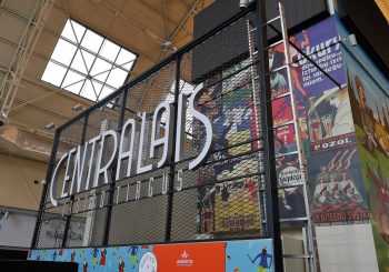 «На базар! К Виктору!»