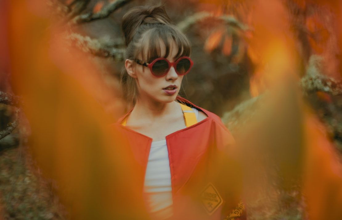 Этой осенью неожиданно актуально новое звучание песни Раймонда Паулса «Листья желтые»