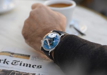 MB&F представил самый быстрый в мире трехосный регулятор хода.