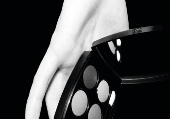 LES NUITS DE CHANEL eye collection. Сияющая бесконечность