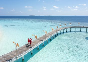 Праздничные программы Anantara 2025: Рождество и Новый год на лучших курортах Азии и Мальдив