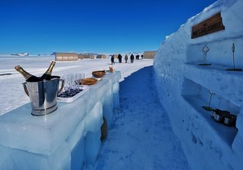 White Desert: открытие второго лагеря в Антарктиде