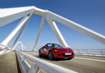 Автомобиль года — Mazda MX-5