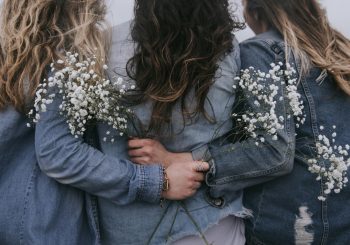 Женский день – это не только цветы: 5 советов, как сделать его особенным