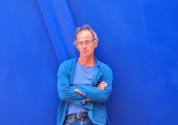 В Тбилиси открылась скульптура, созданная художником Prasto