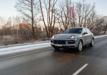 Средний возраст впервые зарегистрированных в Латвии автомобилей за последние два года снизился на 14,3%