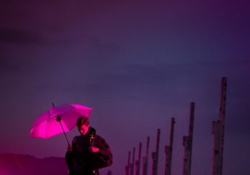 Премьера под облаками